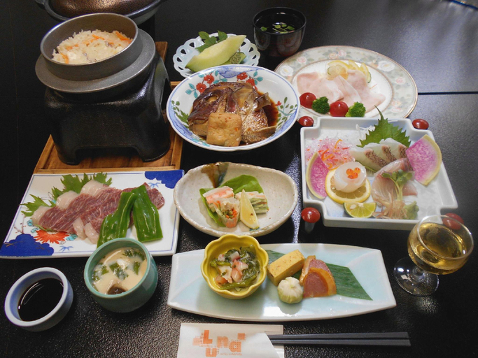 Food & Drinks 5, Hotel Luna Park, Matsuyama