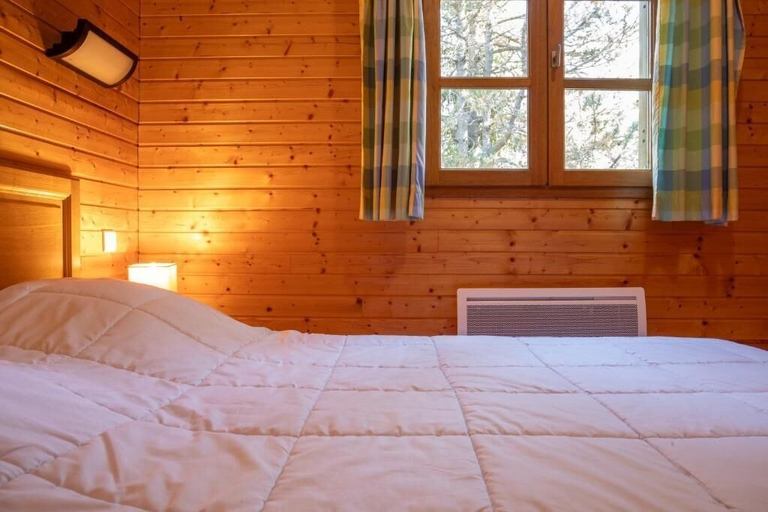 Room 3, Les Bouviers, Lozère