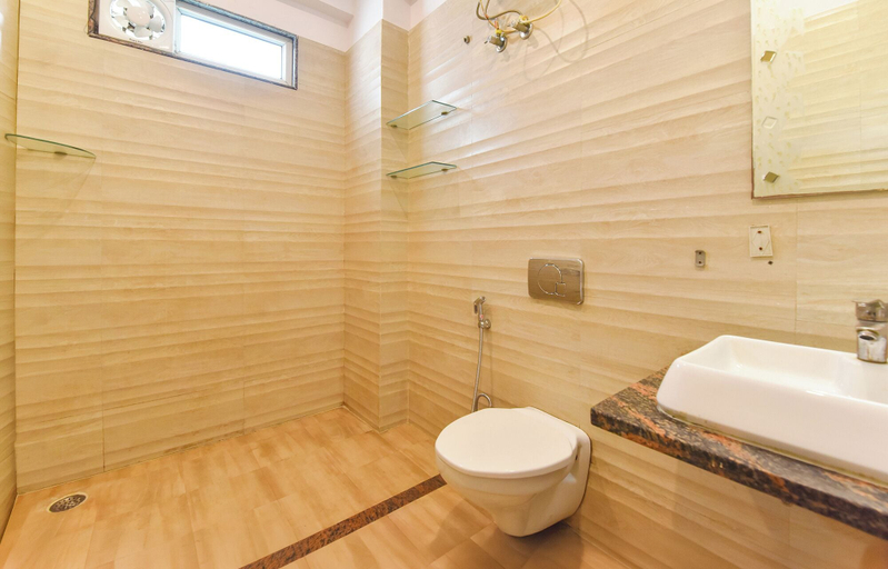 Bathroom 3, Fabhotel Bunglow 16, Jaipur