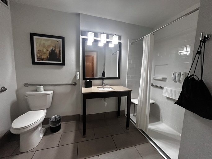 Bathroom 4, Country Inn & Suites by Radisson, Baxter, MN, Crow Wing