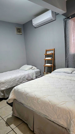 Room 2, RiverStone Lodge Honduras, San Pedro Sula