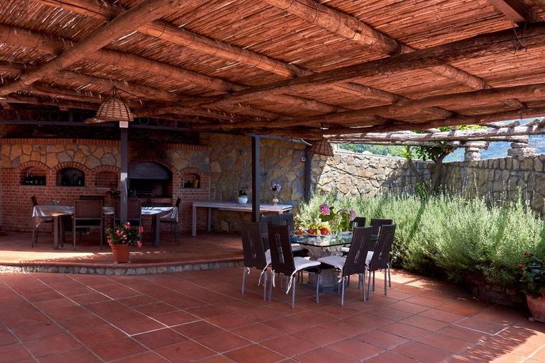 Facilities, Villa Favara, Salerno