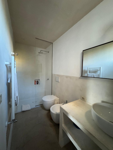 Bathroom 3, Masseria Mondonuovo, Lecce