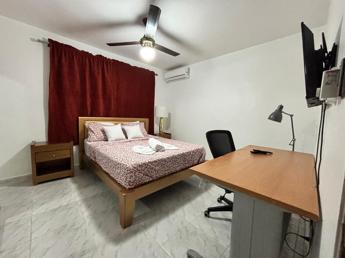 Room 2, Habitación privada, Santiago de los Caballeros