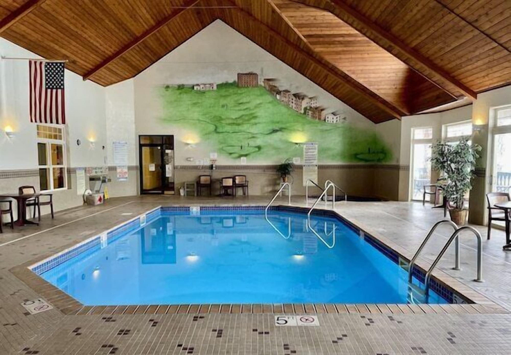 Sport & Beauty, Unit 411a 1 BD/ 1 BA Condo, Barron