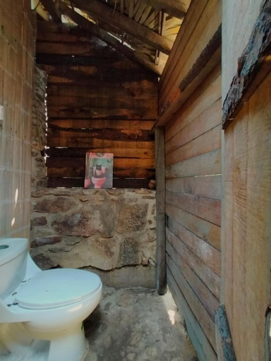 Bathroom 4, El Chiringuito, Mermejita, Dist. Pochutla