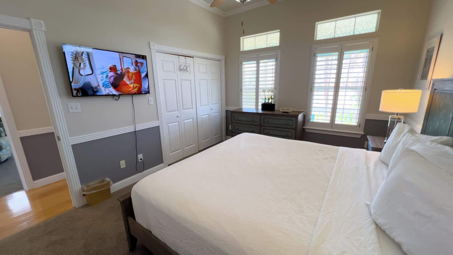 Bedroom 3, Luxury - 1 min to Beach - Pool - New Remodel, Cameron