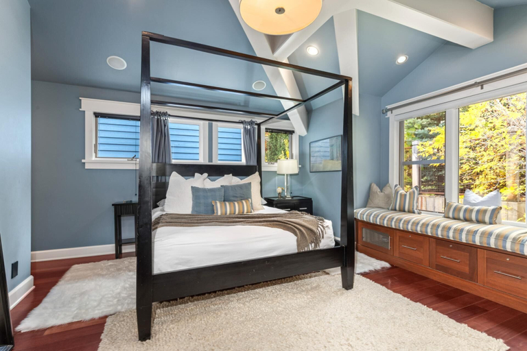 Bedroom 3, Red Crest 3 Bedrooms PWS-957 by KBM, Summit