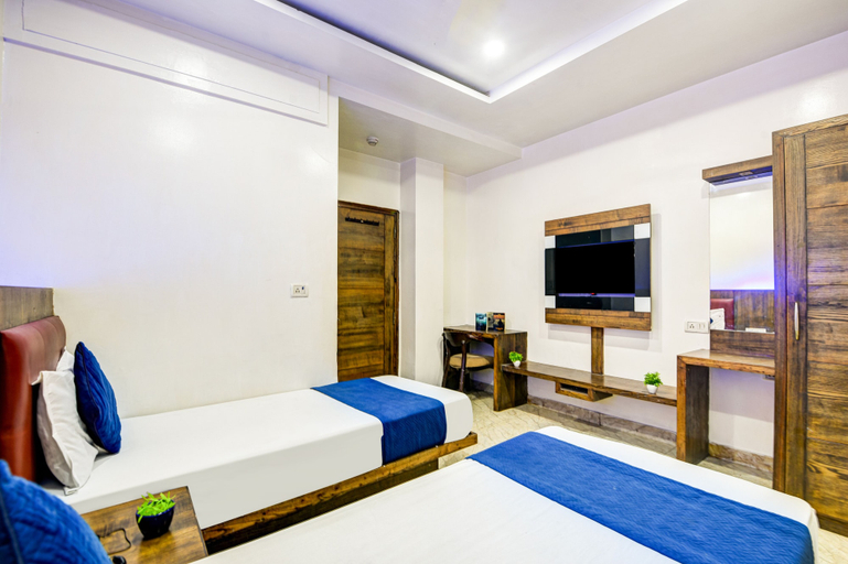 Bedroom 4, Hotel Saffron Inn, Delhi