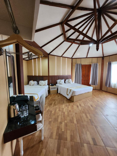 bedroom 12