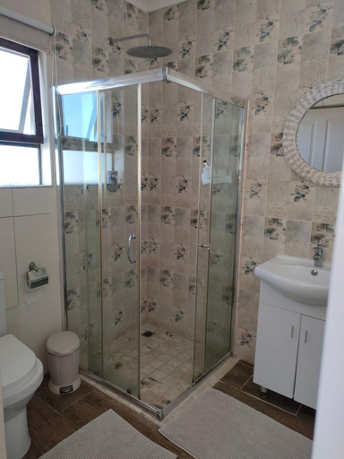 Bathroom 3, Cove View B&B, Buffalo City