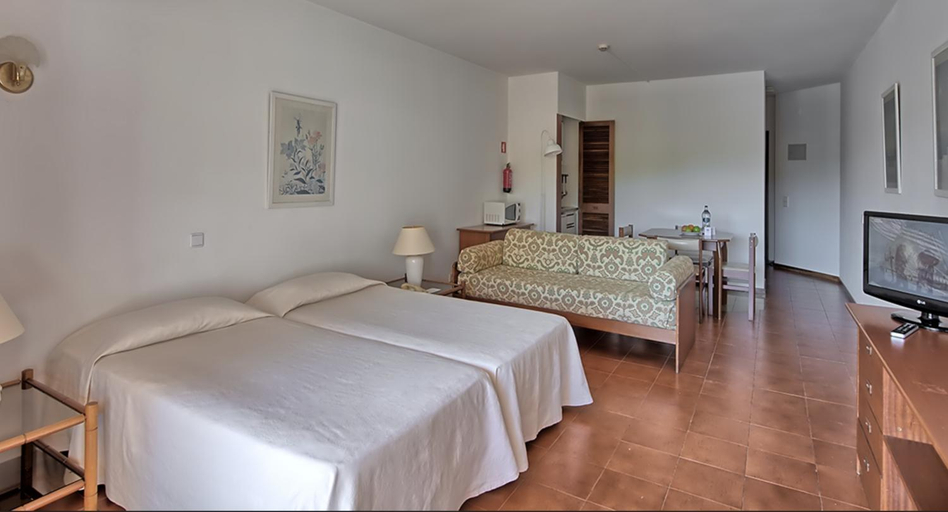 Bedroom 4, Dom Pedro Portobelo, Loulé