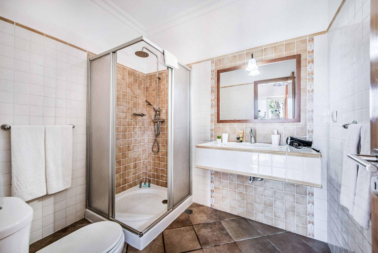 Bathroom 3, Villa Norcas Grande, Albufeira