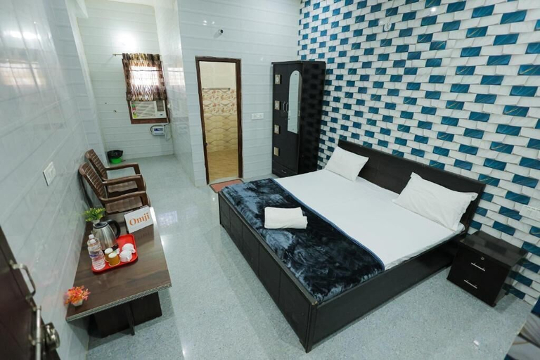 Room 2, Omji Ashram Vrindavan, Mathura