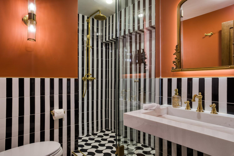 Bathroom 2, Amsterdam by Mr. W, Mexico City