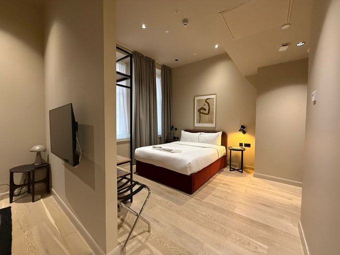 Room 5, VCity Suites at Teachers, Glasgow