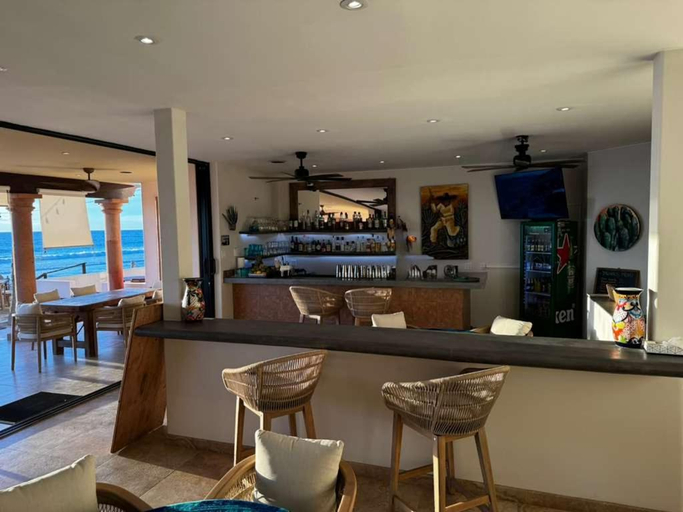 Food & Drinks 5, The Cerritos Beach Inn, La Paz