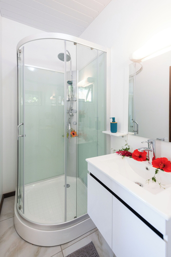 Bathroom 4, Matira Beach Raitea 2, Bora Bora