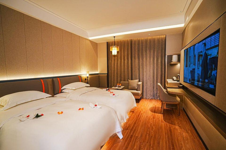 Bedroom 2, Tianrun International Hotel, Jiuquan