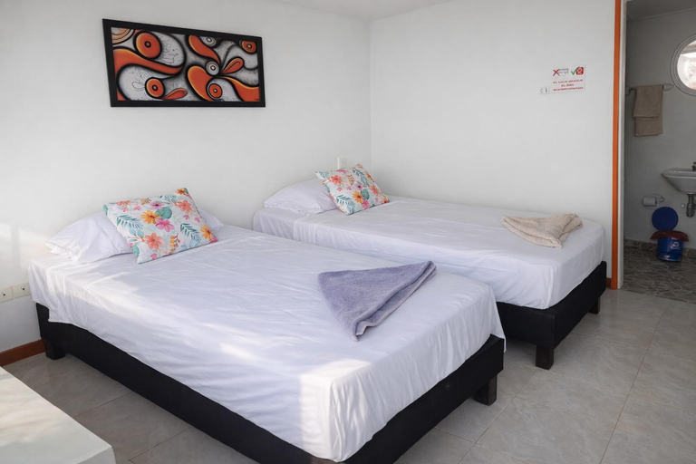 Bedroom 2, Victoria's Gennie Bay Village Hostal, San Andrés