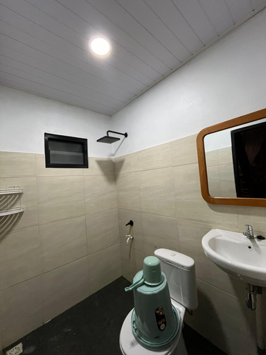 Bathroom, Sanctuary House, Wonosobo
