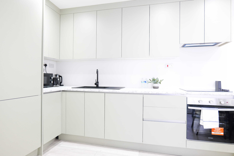Private kitchen 5, The Wembley Velvet Retreat 2 Bed Flat, London