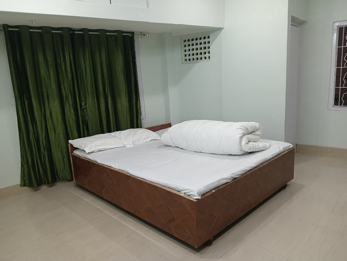 Room 2, Mayra Lodge, Kamrup Metropolitan