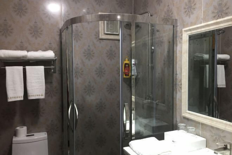 Bathroom 3, Shengli Spa Holiday Hotel, Jiangmen