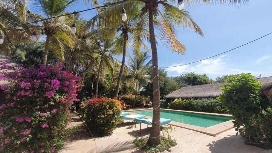 Pool 3, Le Bentenier home détente, Mbour