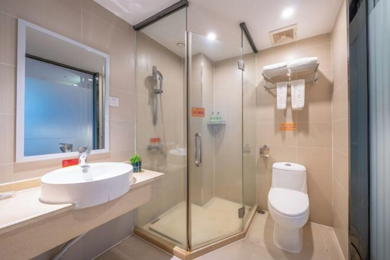 Bathroom, Dc cheng hotel, Yulin