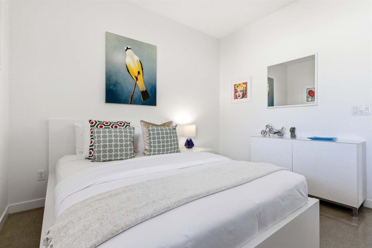 Room 4, Modern Desert Lux, Riverside