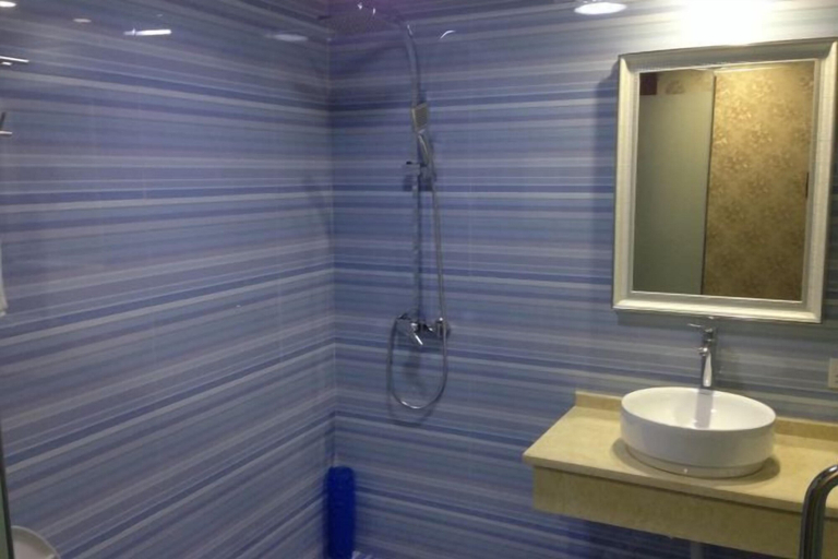 Bathroom, Jiuhuashan Xincai Mountain Villa, Chizhou