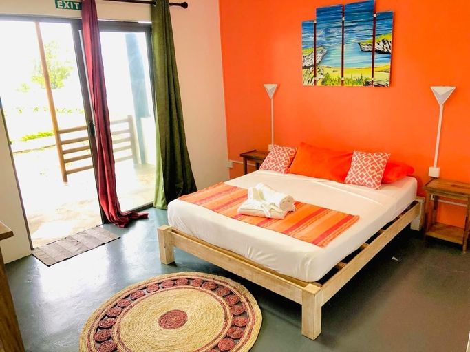 Room 5, Casa Lakot