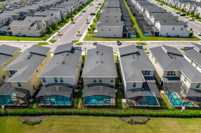 Others 5, Bedrooms 5 Bathrooms Storey Lake 2809 BD, Osceola
