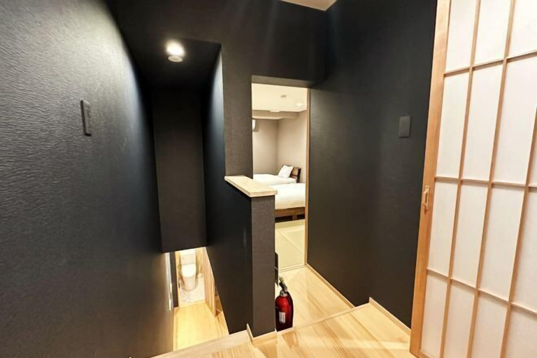 Room 5, Kin・Ashihara, Osaka
