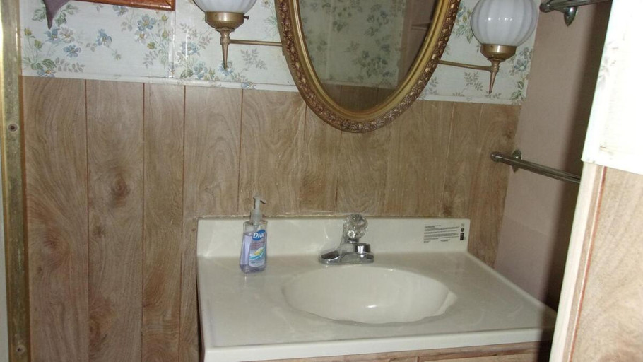 Bathroom 3, Bed&BreakfastMassena, Saint Lawrence