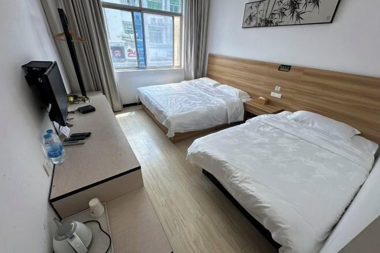 Bedroom 4, " Liuba Landscape Hotel", Hanzhong