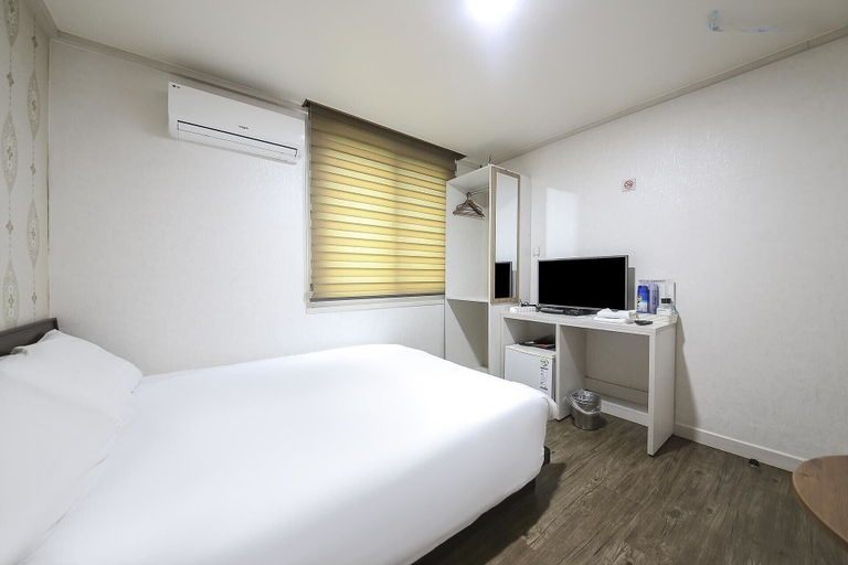 Room 3, HOTEL CL, Jeju