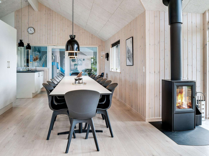 Others 5, 5 Star Holiday Home in Ringkobing, Ringkøbing-Skjern