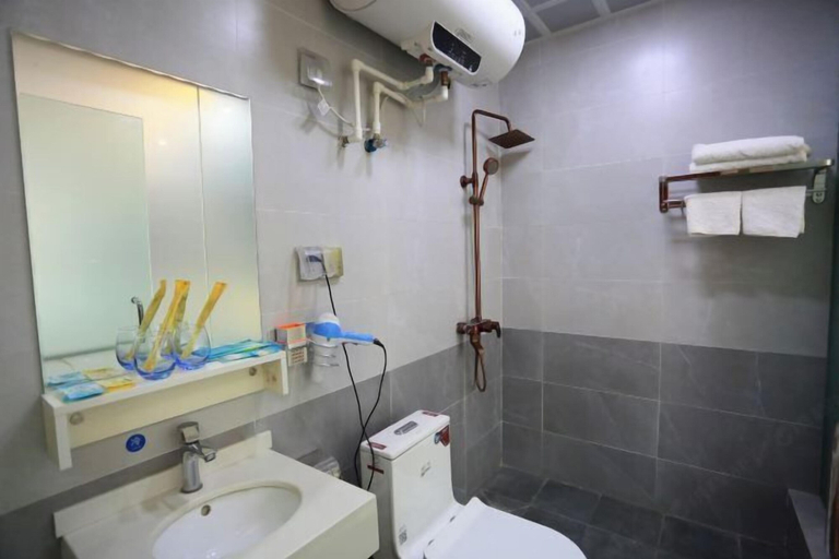 Bathroom 5, Pingyi to This Inn Travel Inn, Linyi
