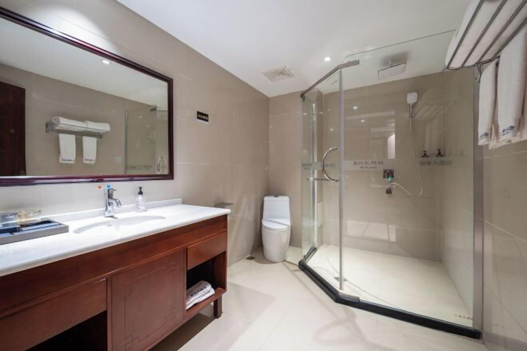 Bathroom 5, Mengzi Yufeng Hotel, Honghe Hani and Yi