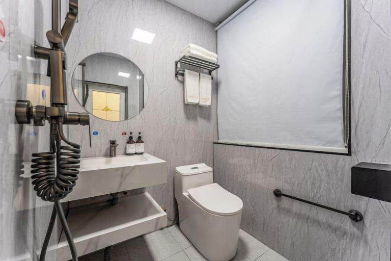 Bathroom 3, Tianhang Business Hotel, Shenzhen