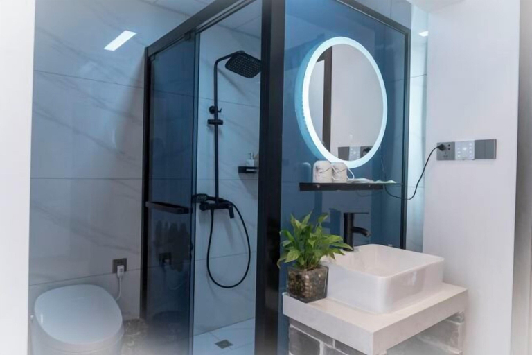 Bathroom 3, Tiantai Happiness Inn, Taizhou