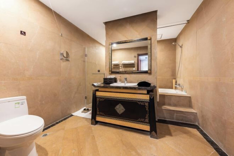 Bathroom, Xinhua Hotel Fairy Mountain, Chongqing