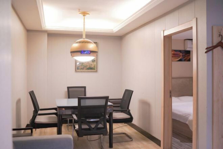 Others 3, Xingelin Business Hotel, Huangshi