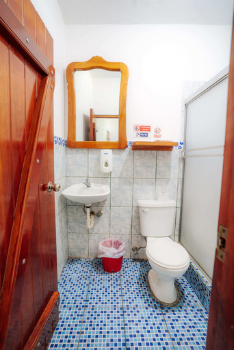 Bathroom 4, El Descanso del Petrel, Santa Cruz