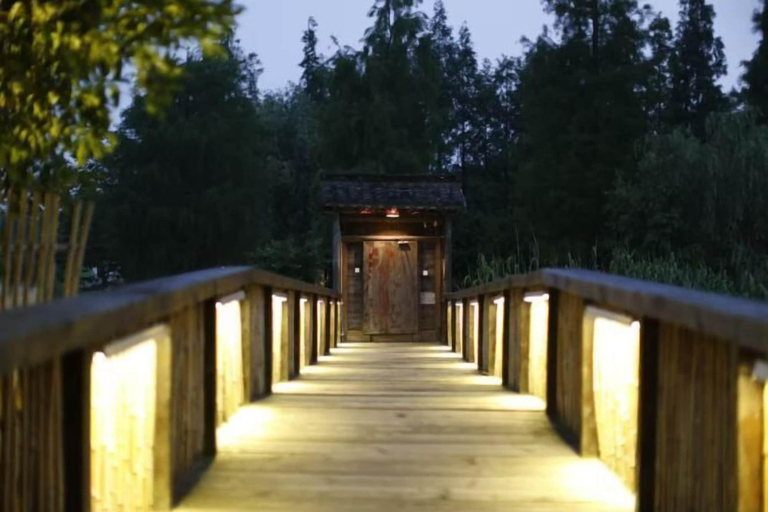 Property grounds 2, Yayunju Inn, Shanghai