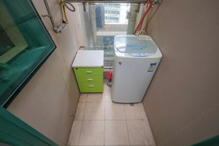 Bathroom 3, Shenzhen Dongmen Hotel Style Apartment, Shenzhen