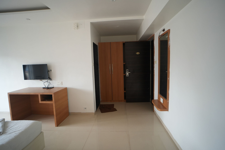 Room 2, Hotel Blue Lotus Residences, Satara