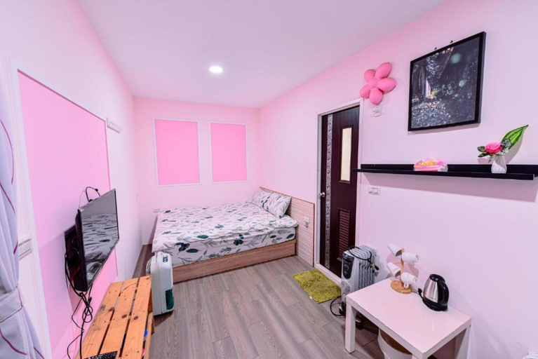 Others 5, Water Swing BnB, Nantou